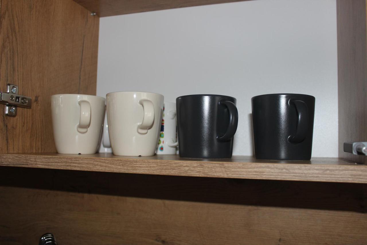 Apartament Chopina Łomianki Buitenkant foto