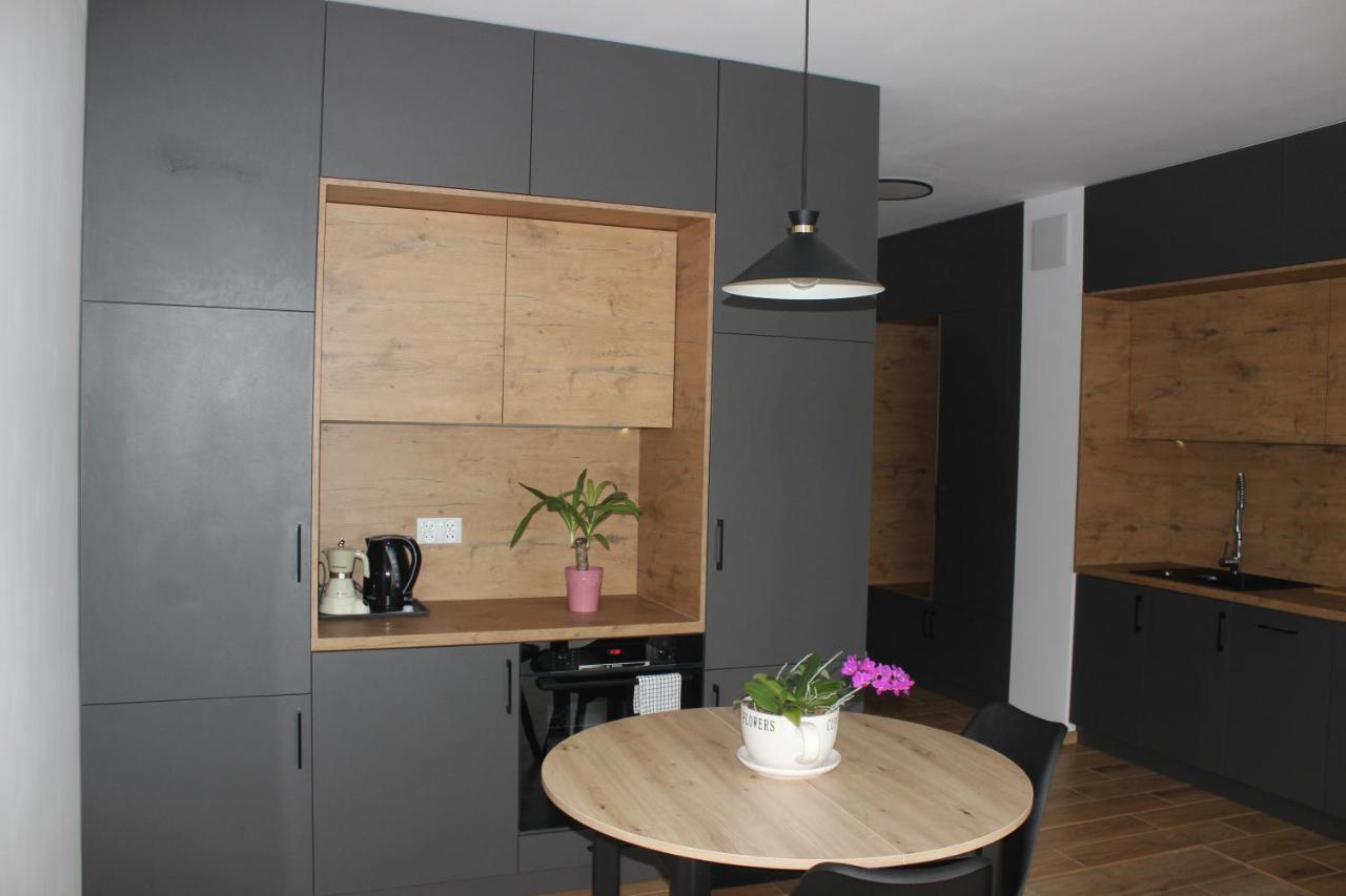 Apartament Chopina Łomianki Buitenkant foto