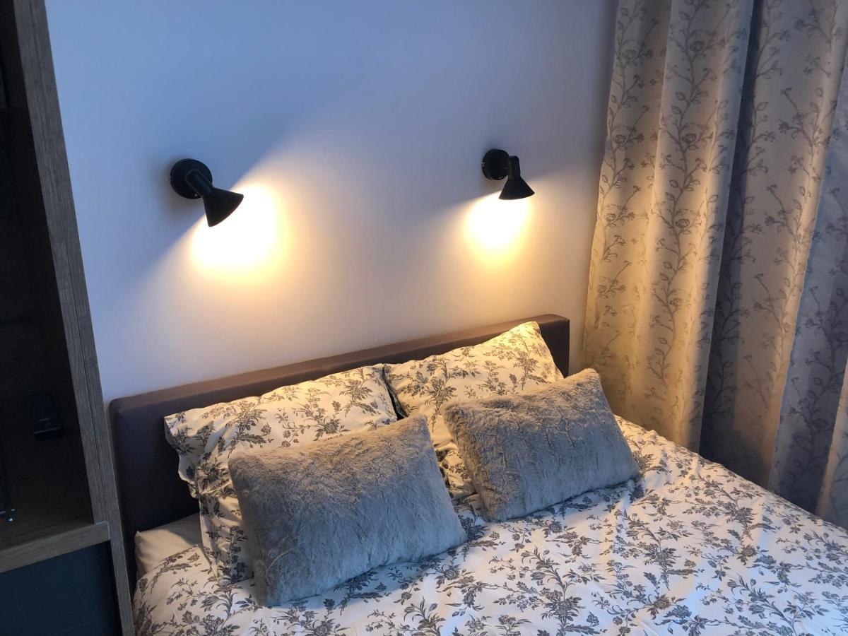 Apartament Chopina Łomianki Buitenkant foto