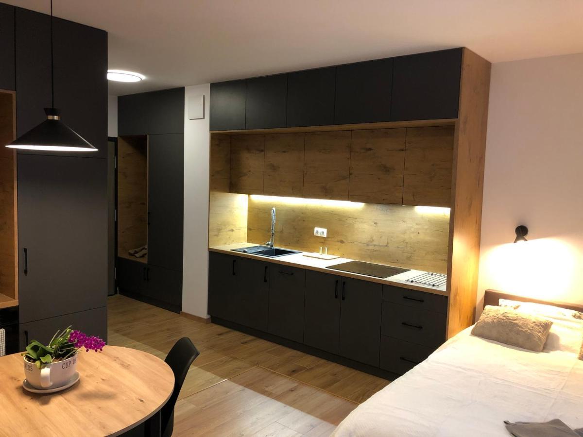 Apartament Chopina Łomianki Buitenkant foto