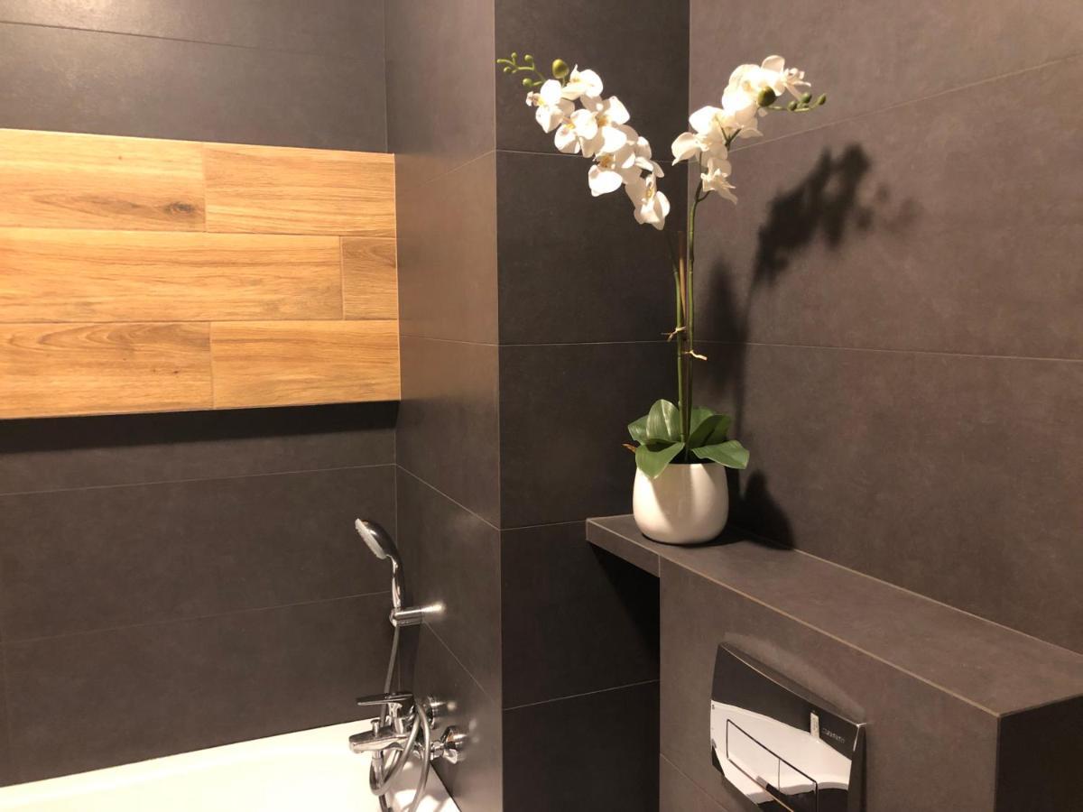 Apartament Chopina Łomianki Buitenkant foto