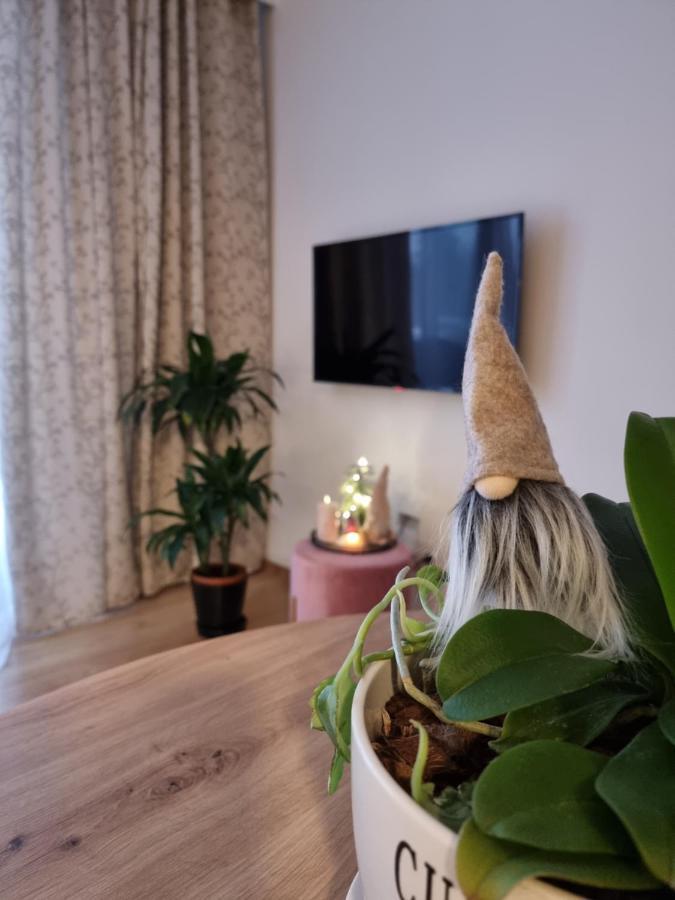 Apartament Chopina Łomianki Buitenkant foto
